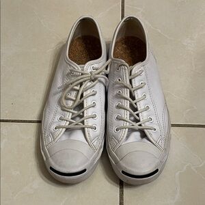 Stylish White Leather Women's Sneakers